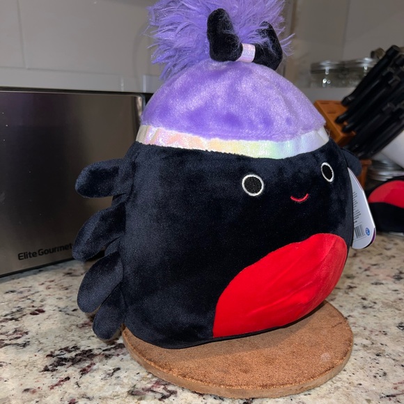 New Bella the Spider Halloween Squishmallows - Picture 3 of 9
